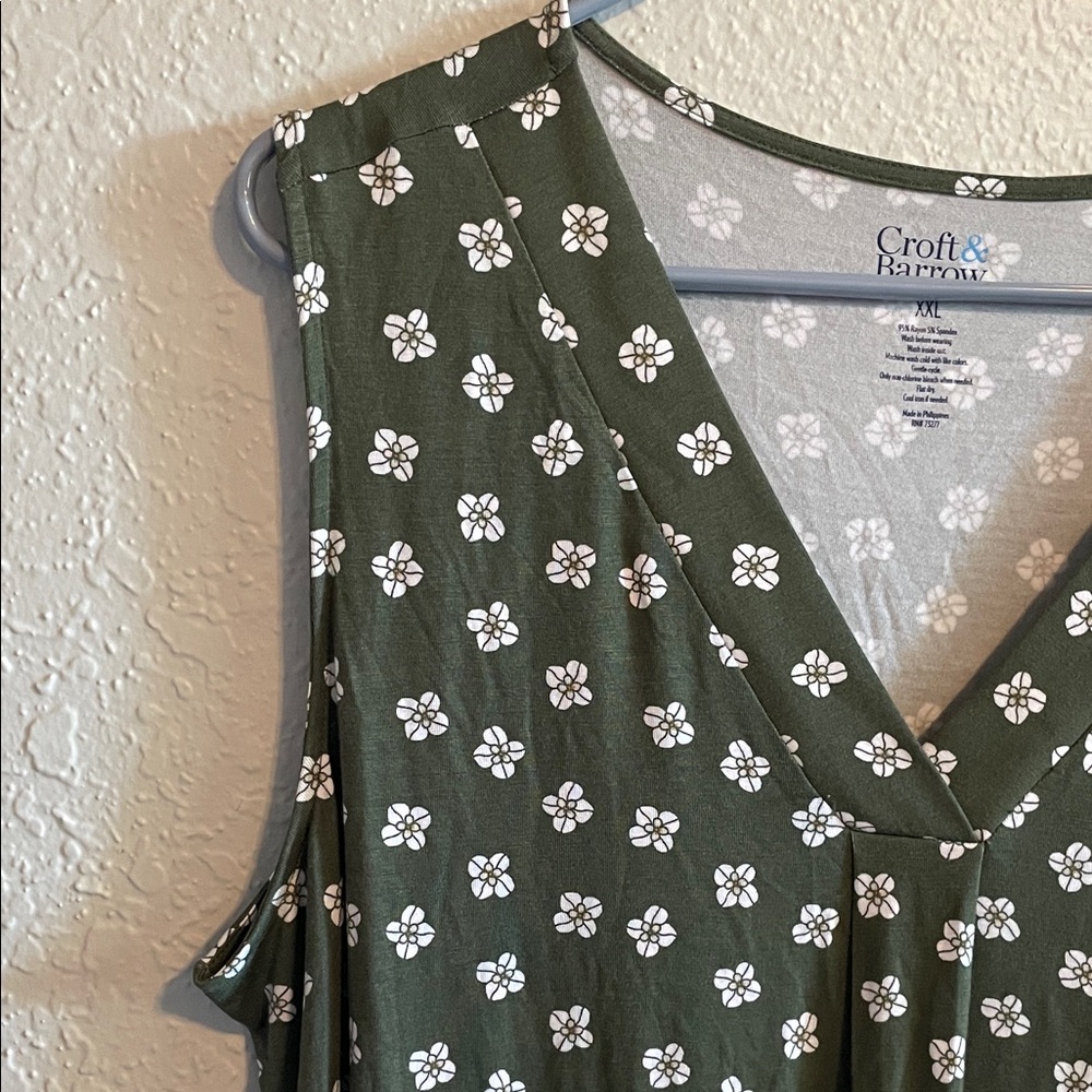 Croft & Barrow Women's Olive Floral Tank Top plus size XXL